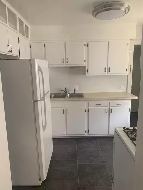 917 Stocker, Flint, MI 48503 photo 7