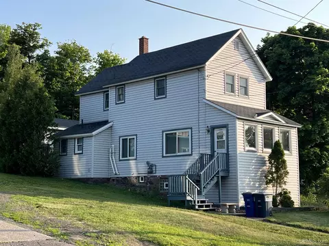 605 W Houghton, Houghton, MI 49931
