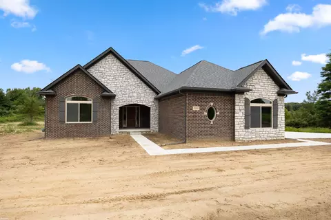 5191 Silver Hl, Dryden, MI 48428