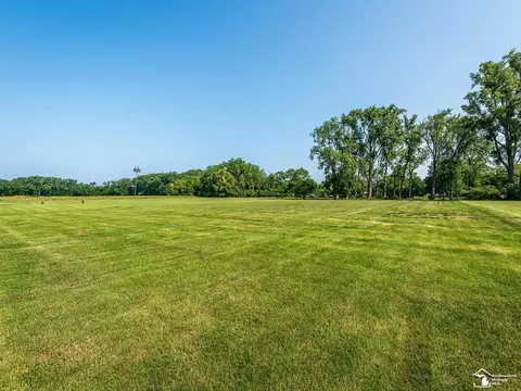 2686 S Custer, Monroe, MI 48161 photo 34