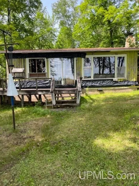 W6159 Duke, Norway, MI 49876