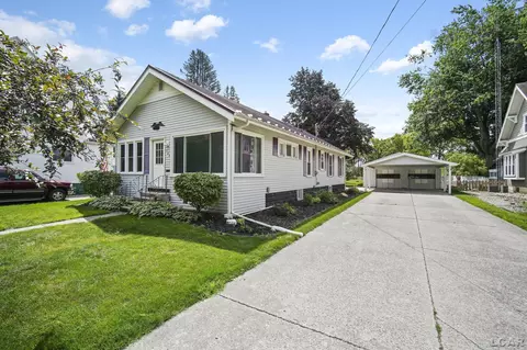 105 Walnut, Blissfield, MI 49228