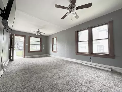 808 E D, Iron Mountain, MI 49801 photo 2