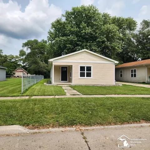 1431 Hagans, Monroe, MI 48161