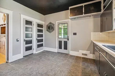 620 Thayer, Flint, MI 48503 photo 18