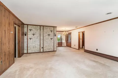 4640 E Laporte, Freeland, MI 48623 photo 6