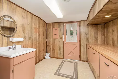 4640 E Laporte, Freeland, MI 48623 photo 14