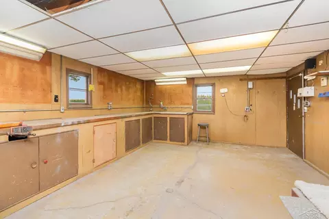 4640 E Laporte, Freeland, MI 48623 photo 17