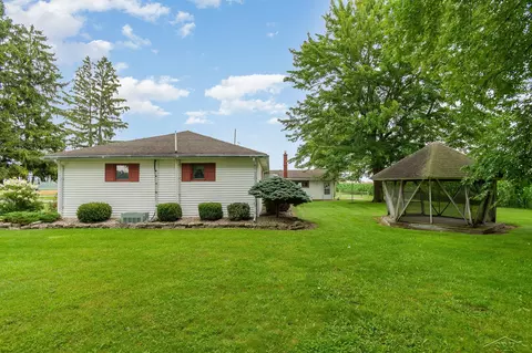 4640 E Laporte, Freeland, MI 48623 photo 21