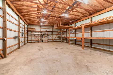 4640 E Laporte, Freeland, MI 48623 photo 26