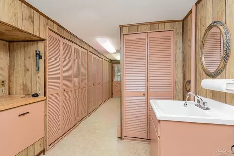 4640 E Laporte, Freeland, MI 48623 photo 15