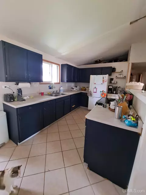 1760 Rosewood, Ishpeming, MI 49849 photo 5