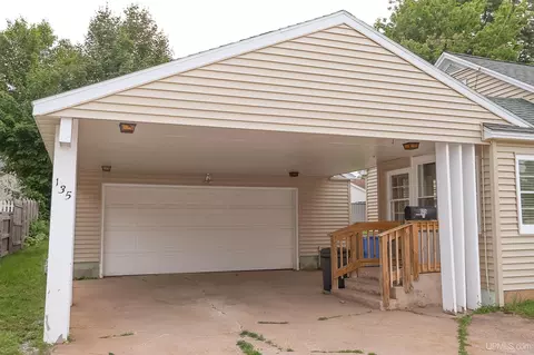 135 Stoneville, Ishpeming, MI 49849 photo 2