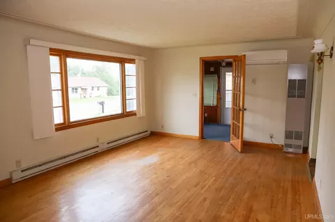135 Stoneville, Ishpeming, MI 49849 photo 4