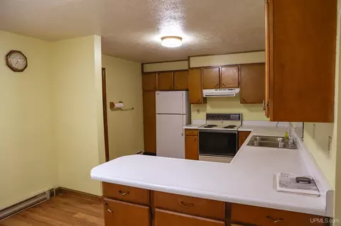 135 Stoneville, Ishpeming, MI 49849 photo 9