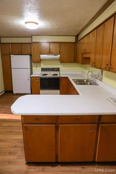 135 Stoneville, Ishpeming, MI 49849 photo 10