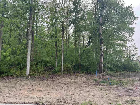 1598 Fisherville, Auburn, MI 48611