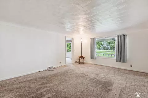 2857 N Custer, Monroe, MI 48162 photo 9