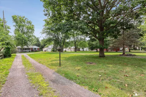 2857 N Custer, Monroe, MI 48162 photo 44
