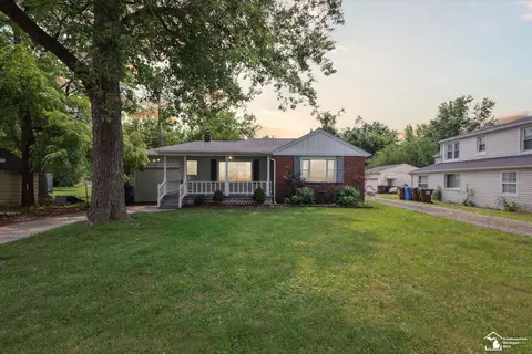 2857 N Custer, Monroe, MI 48162