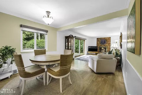 489 Saddle, Grosse Pointe Woods, MI 48236 photo 11