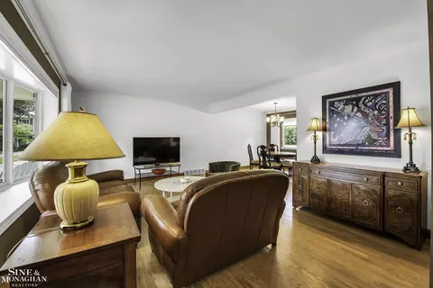 489 Saddle, Grosse Pointe Woods, MI 48236 photo 5