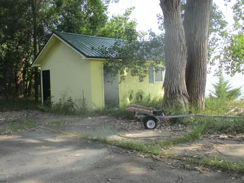 3236 Vandeusen, Harrison, MI 48625 photo 13