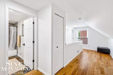 406 Lothrop, Grosse Pointe Farms, MI 48236 photo 23
