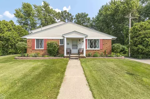 51180 S Foster #21, Chesterfield, MI 48047