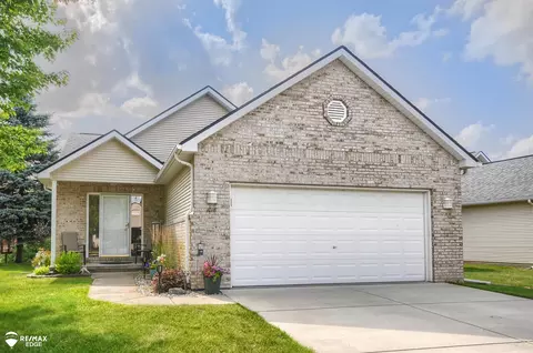 1018 Bluebell, Davison, MI 48423