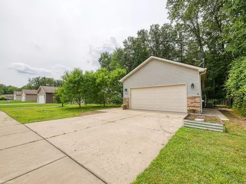 9522 Amy, Algonac, MI 48001 photo 2