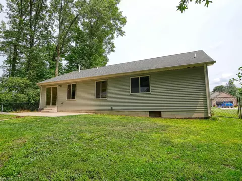 9522 Amy, Algonac, MI 48001 photo 5