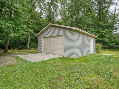 9522 Amy, Algonac, MI 48001 photo 7