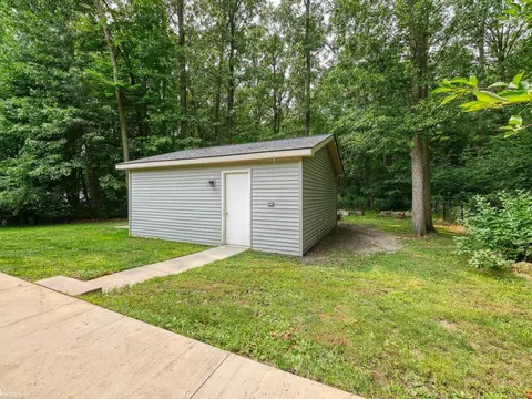 9522 Amy, Algonac, MI 48001 photo 6