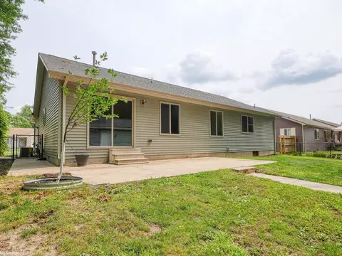9522 Amy, Algonac, MI 48001 photo 4