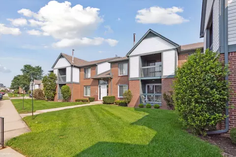 15512 Ashley #58, Macomb, MI 48044 photo 3
