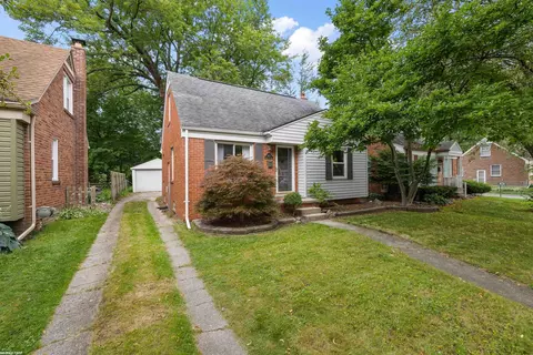 2933 N Alexander, Royal Oak, MI 48073