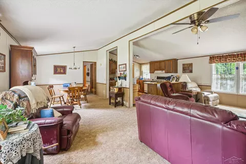 1259 Claroskee, Gladwin, MI 48624 photo 7