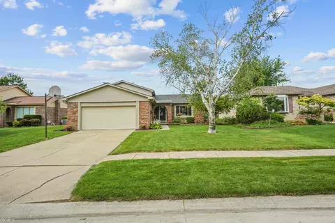 47381 Juniper, Macomb, MI 48044