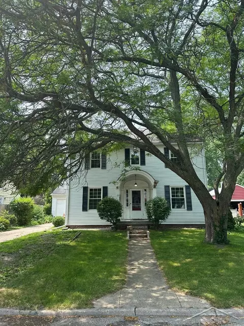 15 Congress Ct C, Saginaw, MI 48602