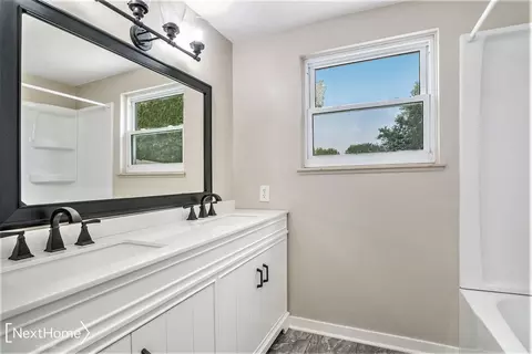 8063 Castleward, Davison, MI 48423 photo 9