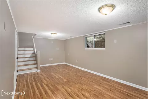 8063 Castleward, Davison, MI 48423 photo 10