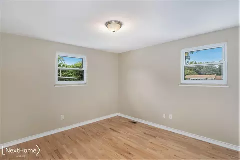 8063 Castleward, Davison, MI 48423 photo 17