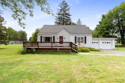 201 Quick, Blissfield, MI 49228