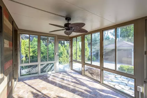 411 Manor, Grosse Pointe Farms, MI 48236 photo 40