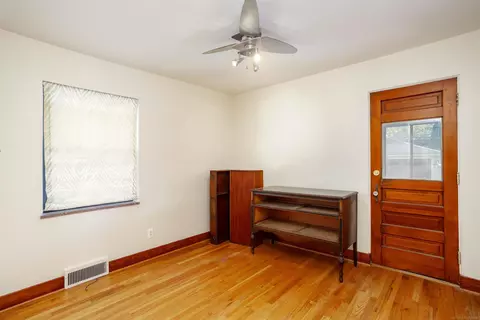 411 Manor, Grosse Pointe Farms, MI 48236 photo 18