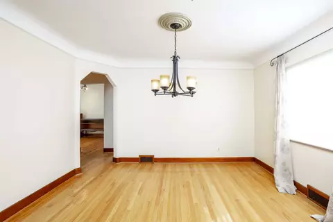 411 Manor, Grosse Pointe Farms, MI 48236 photo 13