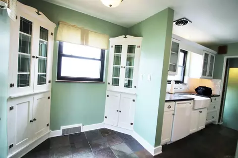 411 Manor, Grosse Pointe Farms, MI 48236 photo 23