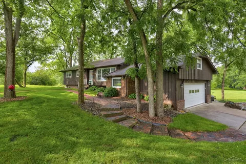 6315 Midland, Freeland, MI 48623