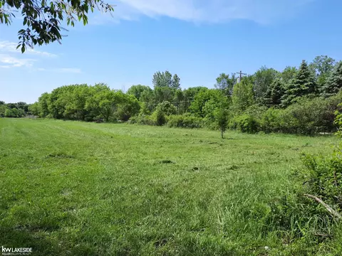 63794 Indian, Ray Twp, MI 48096 photo 2